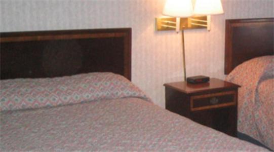 The Carolinian Inn Wilmington Bilik gambar